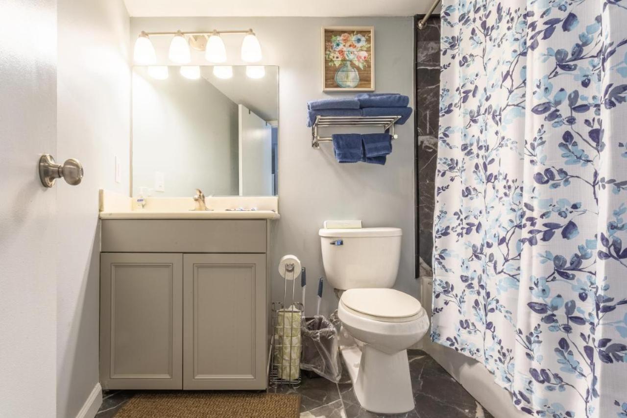Family Bear Condos, Full King Suite, Kitchen, Pool Access Unit 103 Gatlinburg Buitenkant foto