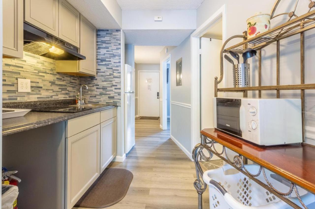 Family Bear Condos, Full King Suite, Kitchen, Pool Access Unit 103 Gatlinburg Buitenkant foto